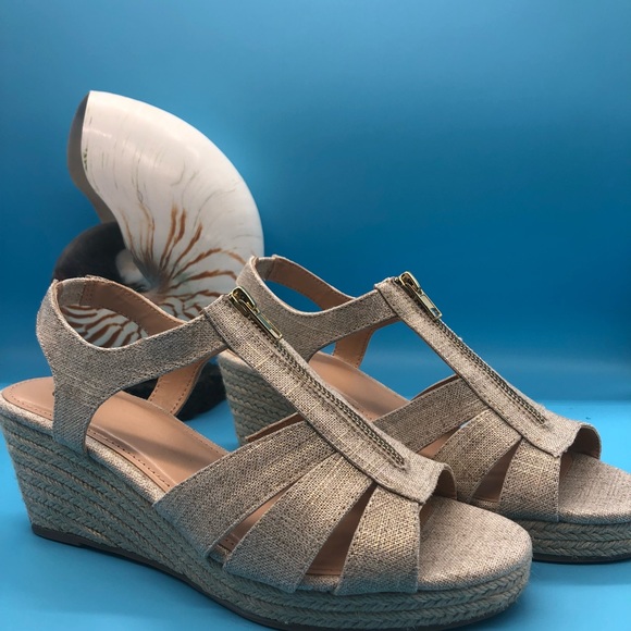 Leyla Khaki Sandal - Picture 3 of 7